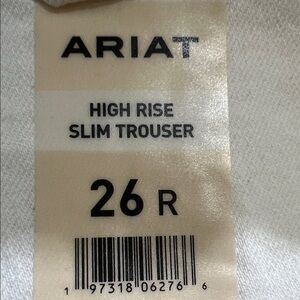 Ariat High Rise Slim Jeans in Off-White